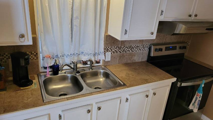65 Juniper Drive East a Dundee, FL Mobile or Manufactured Home for Sale
